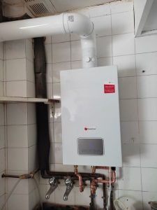 Calentador de gas instalado en Calella